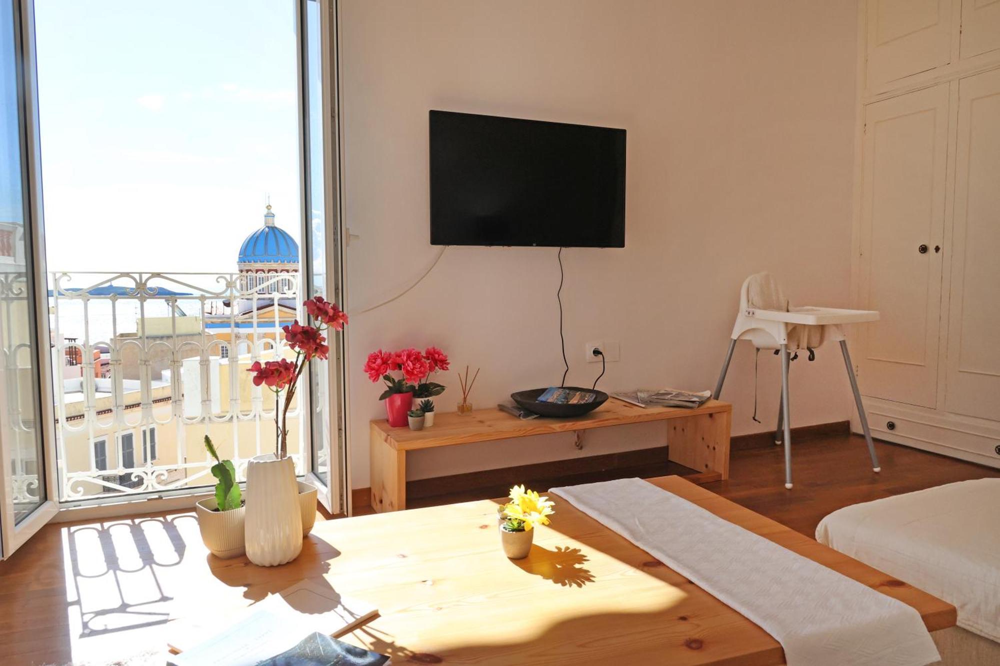 San Nikolas View Guest House แอร์มูโปลี ภายนอก รูปภาพ
